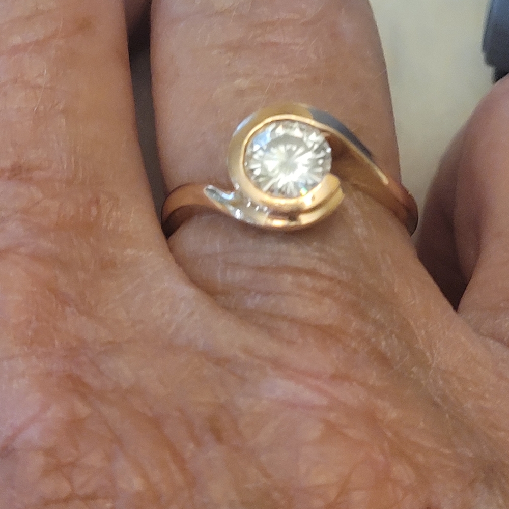 CHARLES & COLVARD 14k ROSE GOLD RING - Picture 2 of 6